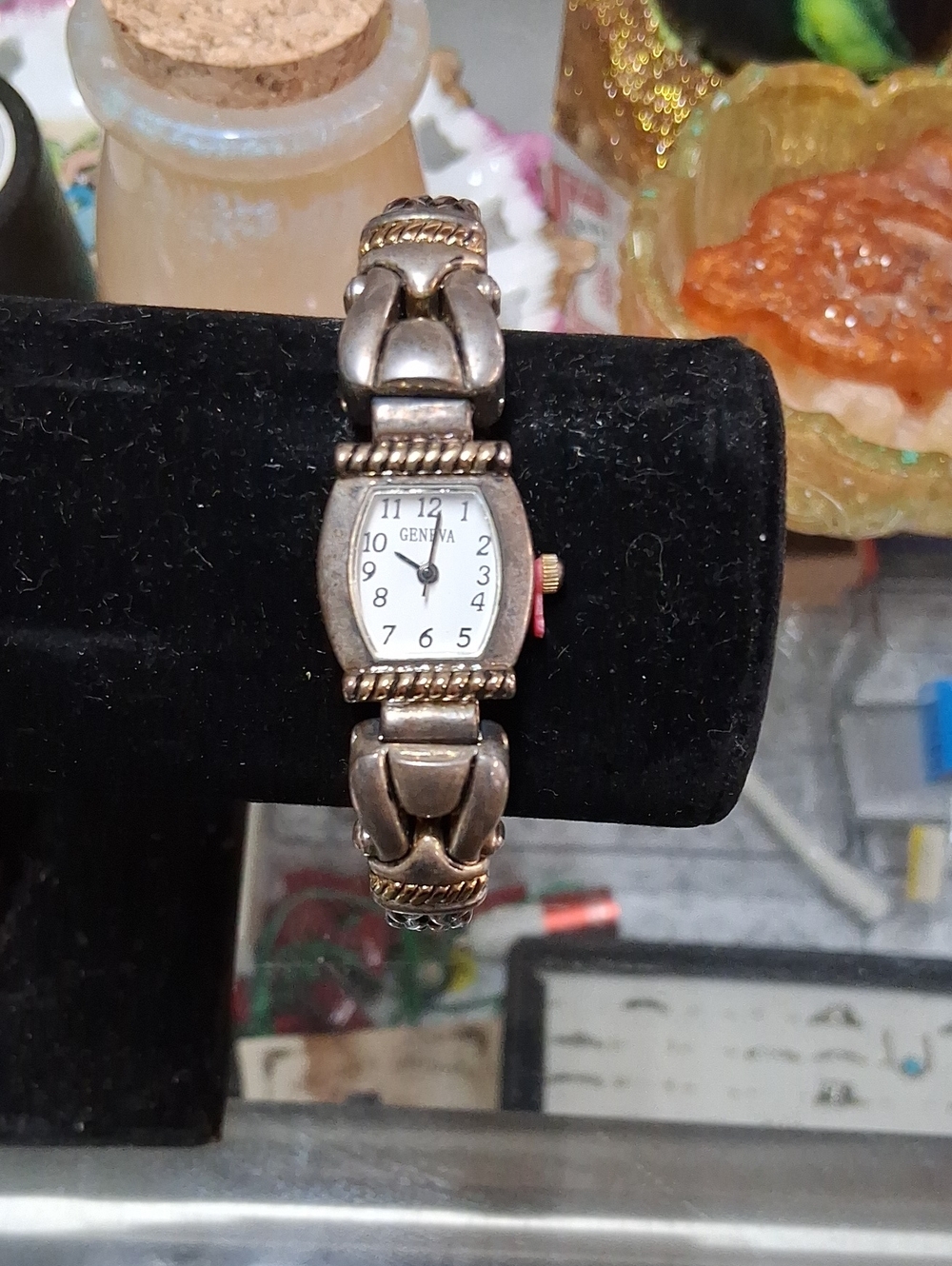Geneva Women's Bronze-Tone Linked Bracelet Watch with White Dial